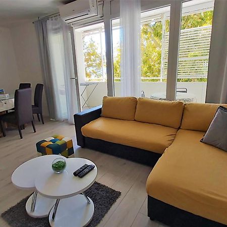 Apartment Punta أوميس المظهر الخارجي الصورة
